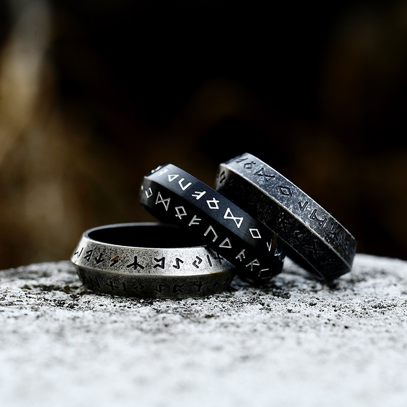 Vintage Nordic Viking Runes Ce - Vintage Fashion Wholesale recensione e prezzo