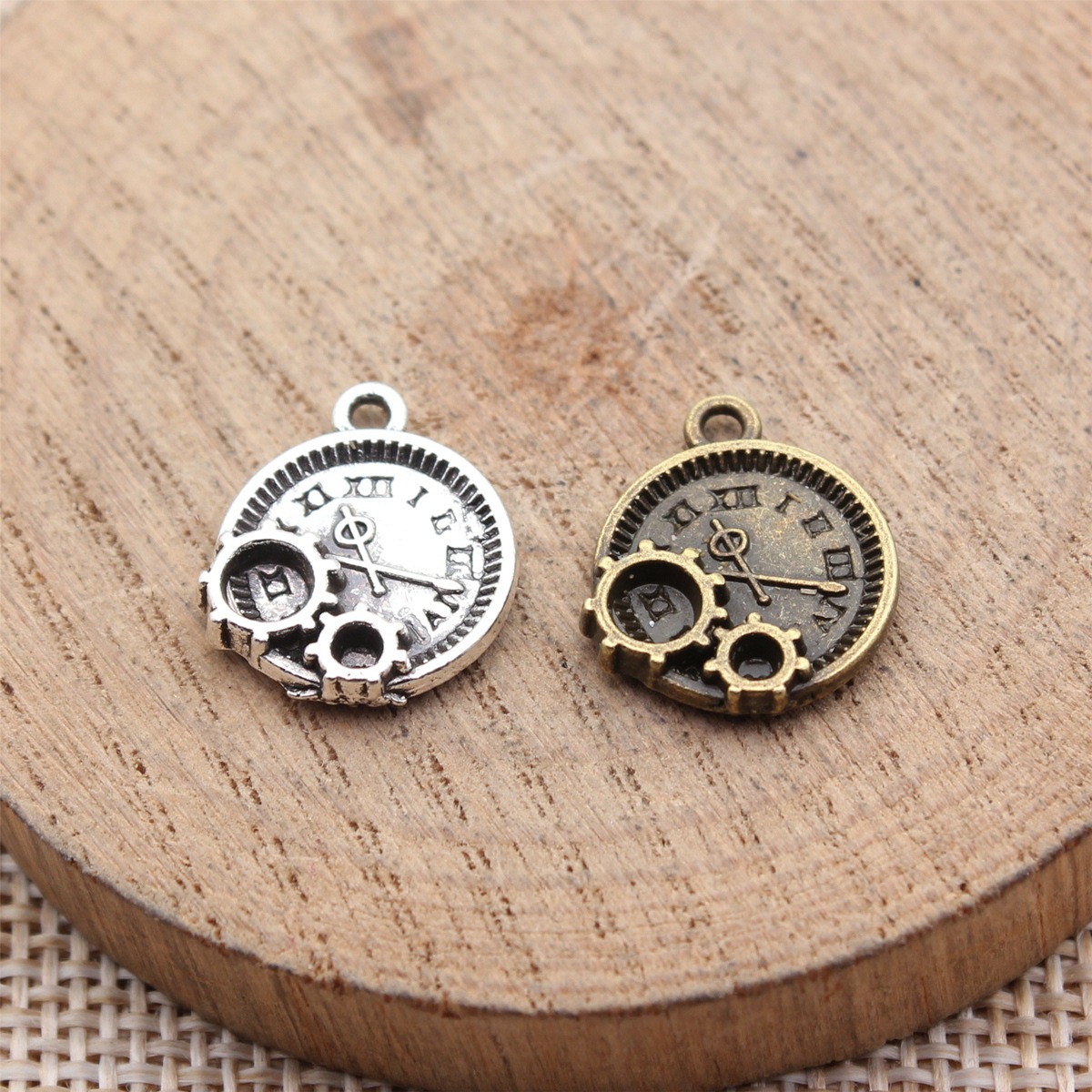 WYSIWYG 10pcs 16x14mm 2 Colors - Vintage Fashion Online recensione e prezzo