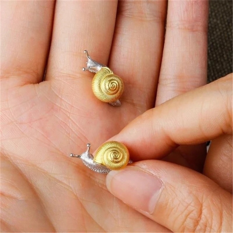 Vintage Snail Earrings Adornme - Vintage Fashion Enthusiasts recensione e prezzo
