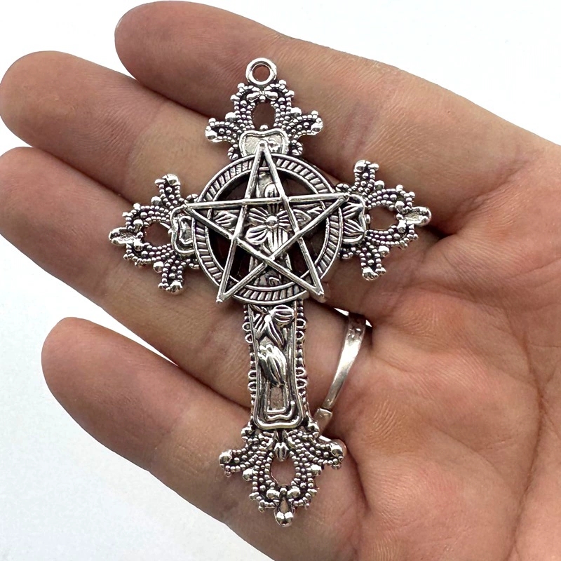 2pcs 30x15mm Gothic Big Cross  - Vintage Fashion Online recensione e prezzo
