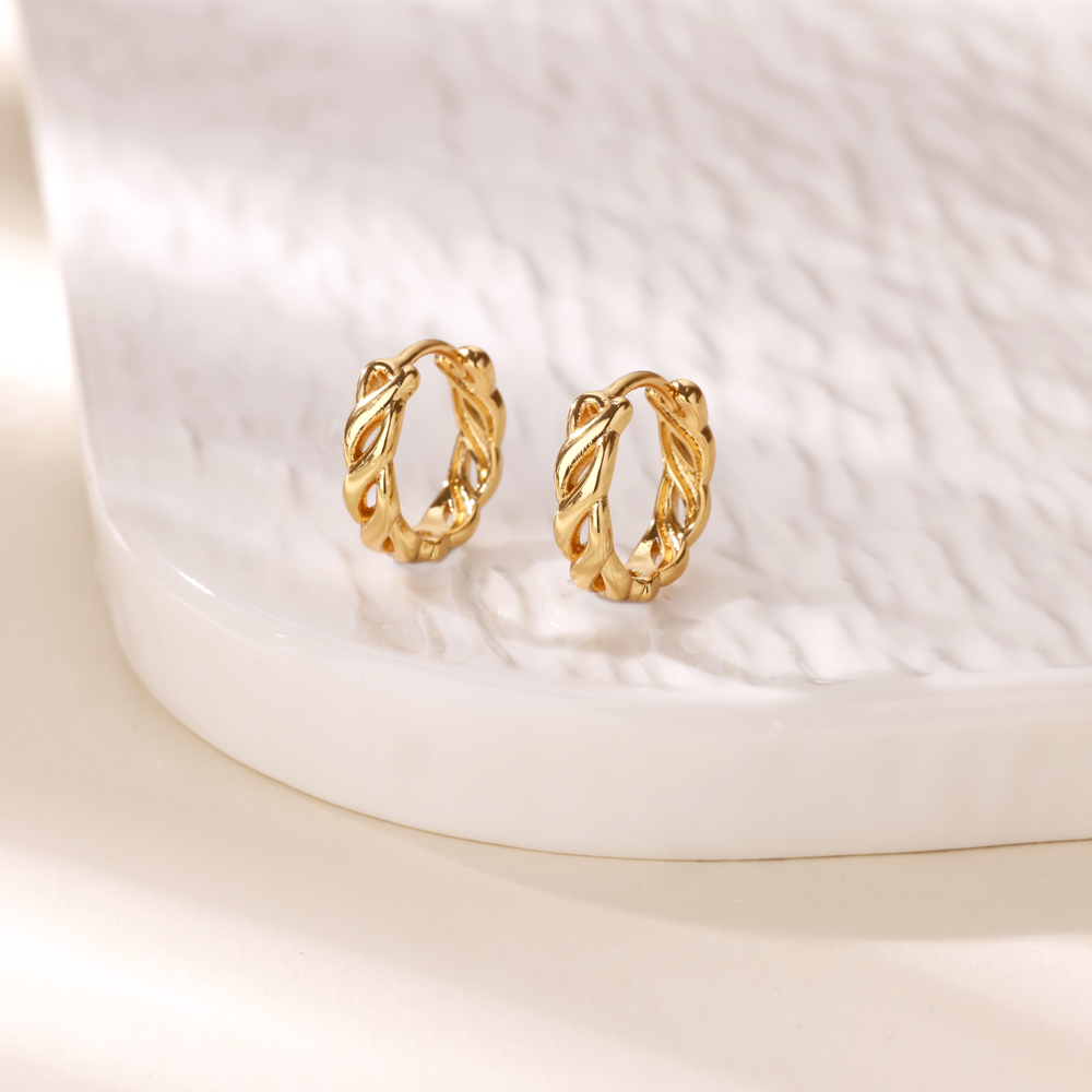 Vintage Hollow Twist Chain Hoo - Vintage Fashion Trends 2025 recensione e prezzo