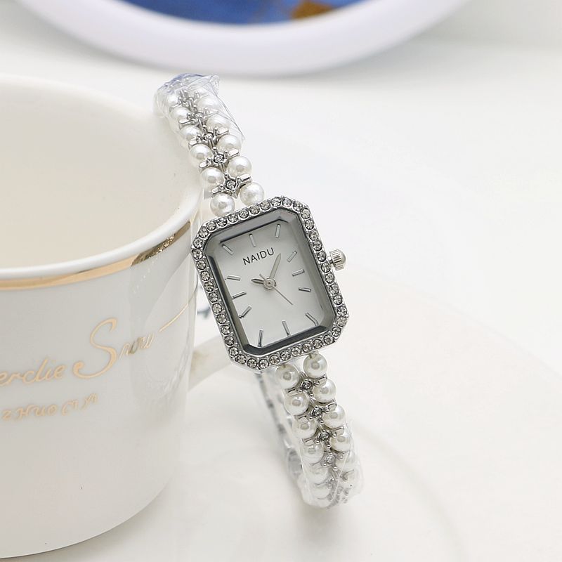 Luxury Women Bracelet Watch Sm - Vintage Fashion Wholesale recensione e prezzo