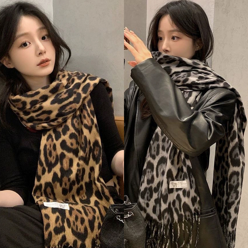 2025 New Retro Silk Leopard Pa - Vintage Fashion Ai recensione e prezzo