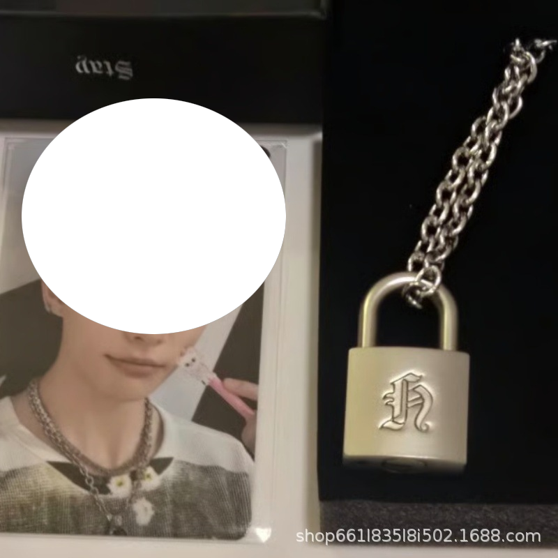 Ashionable Creative Metal Lock - Vintage Fashion Necklace recensione e prezzo