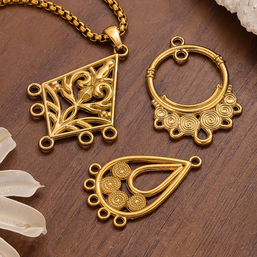 5pcs Stainless Steel Earring C - Vintage Fashion Necklace recensione e prezzo
