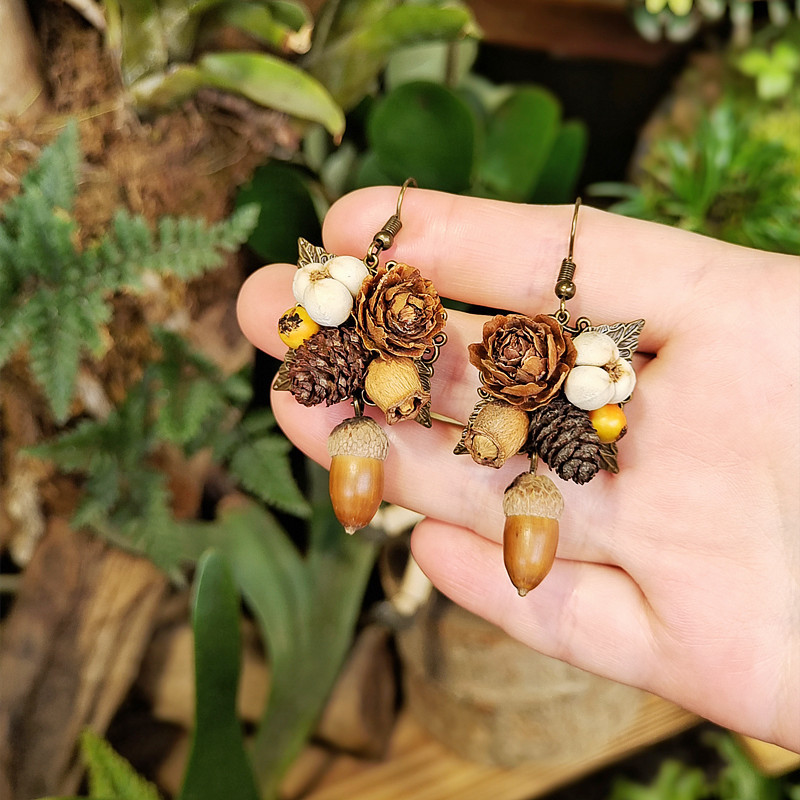 Vintage Wooden Plant Earring U - Vintage Fashion Wholesale recensione e prezzo