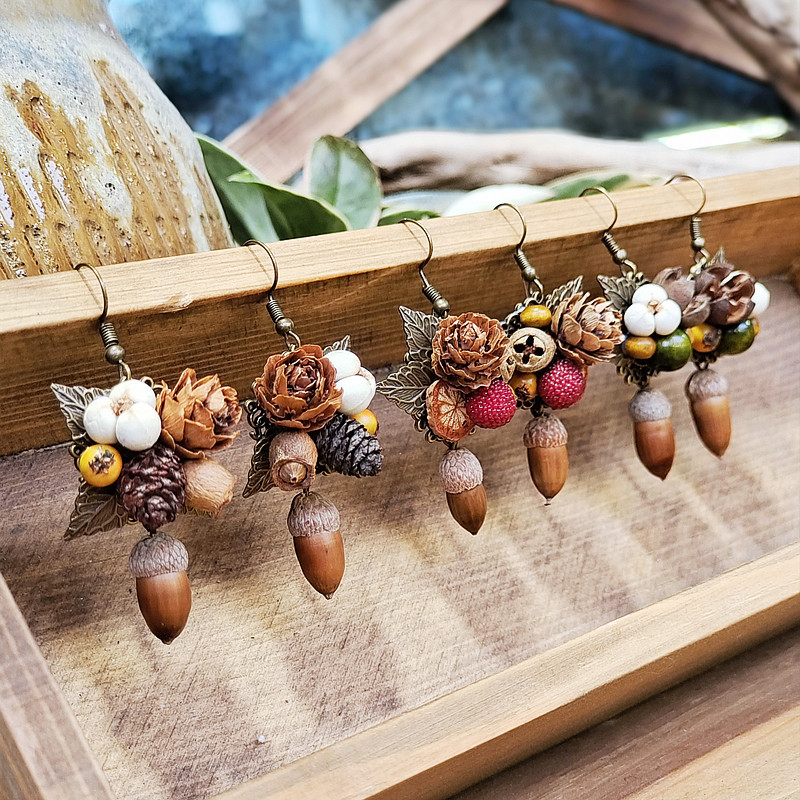 Vintage Wooden Plant Earring U - Vintage Fashion Wholesale recensione e prezzo