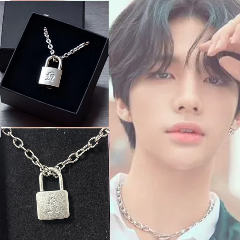 Smooth Matte Finish Metal Lock - Vintage Fashion Necklace recensione e prezzo