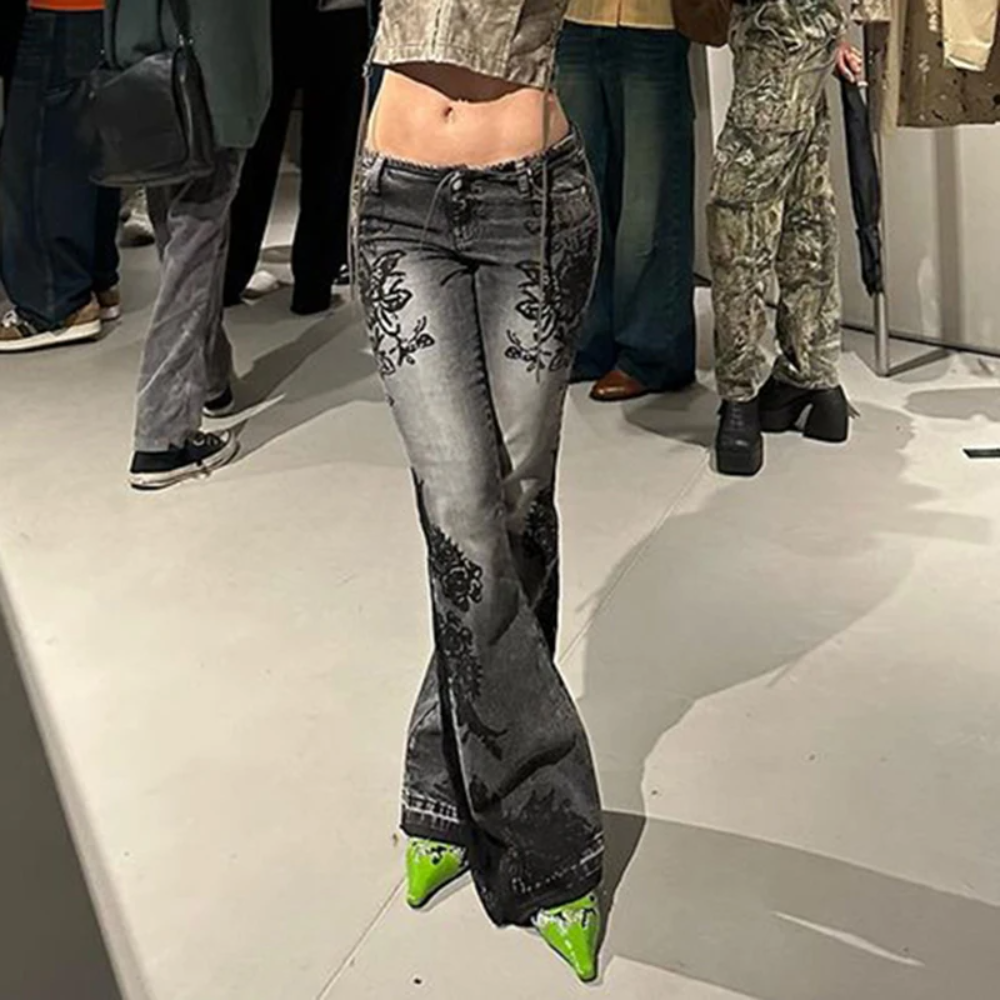 Streetwear Flare Jeans Women D - Mom Jean High Rise recensione e prezzo