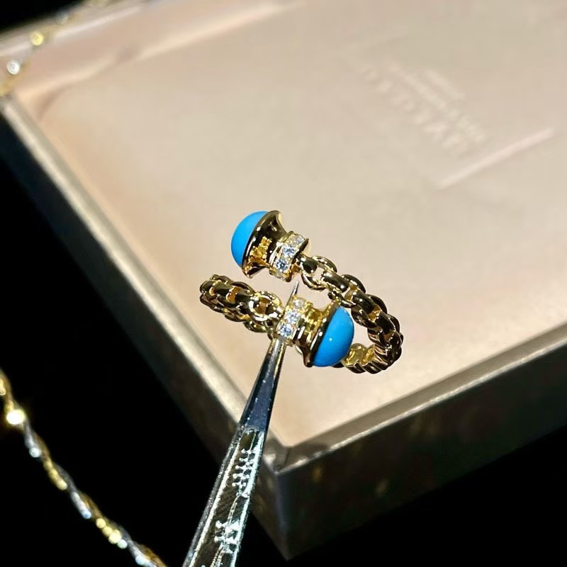 Old Money Style Gold Synthetic - Vintage Fashion Old Money recensione e prezzo
