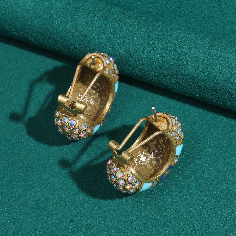 Vintage Luxury Designer Jewelr - Vintage Fashion Trends 2025 recensione e prezzo